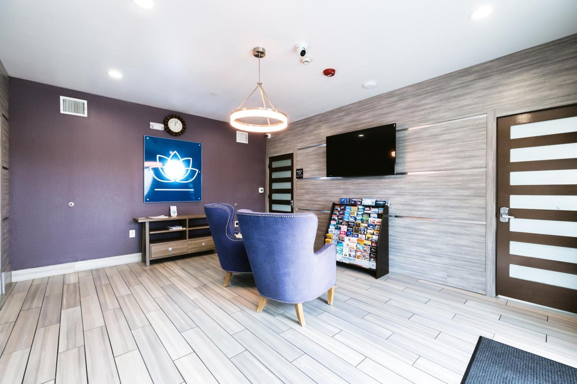 Hotel Blue Spring Luaran gambar